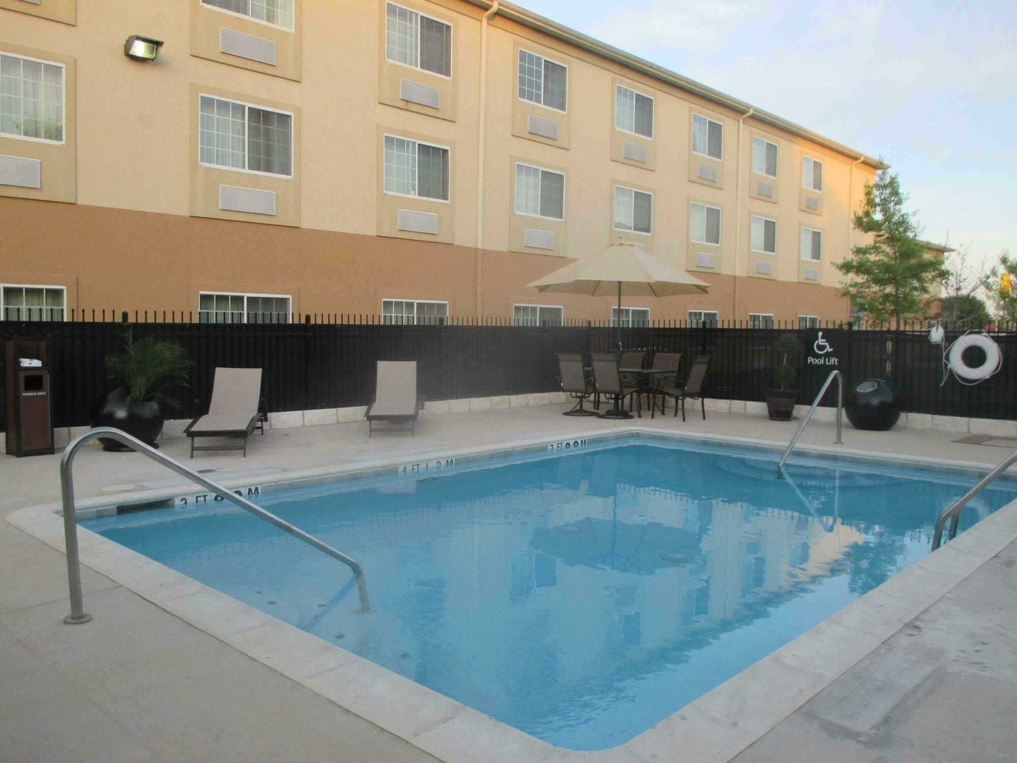 Best Western Harker Heights Killeen Buitenkant foto